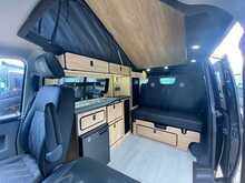 Volkswagen Transporter 2.0 BiTDI T30 Highline Kombi 4dr Diesel Manual L1 H1 (199 g/km, 178 bhp) 2.0 4dr Camper Van Manual - U512