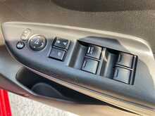 Honda Jazz 1.3 i-VTEC SE Hatchback 5dr Petrol Manual Euro 6 (s/s) (102 ps) 1.3 5dr Car Manual Petrol - U516