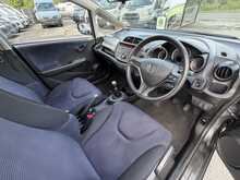 Honda Jazz 1.2 i-VTEC S Hatchback 5dr Petrol Manual Euro 5 (A/C) (90 ps) 1.2 5dr Car Manual Petrol - U519