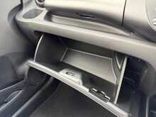Honda Jazz 1.2 i-VTEC S Hatchback 5dr Petrol Manual Euro 5 (A/C) (90 ps) 1.2 5dr Car Manual Petrol - U519