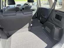 Honda Jazz 1.2 i-VTEC S Hatchback 5dr Petrol Manual Euro 5 (A/C) (90 ps) 1.2 5dr Car Manual Petrol - U519