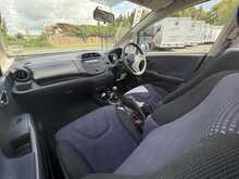Honda Jazz 1.2 i-VTEC S Hatchback 5dr Petrol Manual Euro 5 (A/C) (90 ps) 1.2 5dr Car Manual Petrol - U519