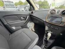Dacia Sandero Stepway 0.9 TCe SE Summit Hatchback 5dr Petrol Manual Euro 6 (s/s) (90 ps) 0.9 5dr Car Manual Petrol - U520