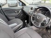 Dacia Sandero Stepway 0.9 TCe SE Summit Hatchback 5dr Petrol Manual Euro 6 (s/s) (90 ps) 0.9 5dr Car Manual Petrol - U520