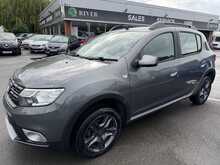 Dacia Sandero Stepway 0.9 TCe SE Summit Hatchback 5dr Petrol Manual Euro 6 (s/s) (90 ps) 0.9 5dr Car Manual Petrol - U520
