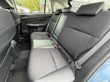Subaru Impreza RC Lineartronic 4WD 1.6 5dr Hatchback Automatic Petrol 1.6 5dr Car Automatic Petrol - U526