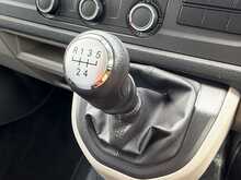 Volkswagen Transporter T6 Campervan - U534