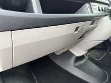 Volkswagen Transporter T6 Campervan - U534