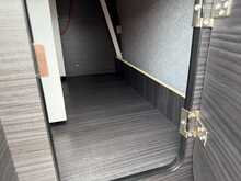 Volkswagen Transporter T6 Campervan - U534