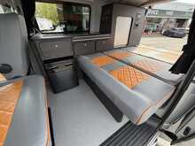 Volkswagen Transporter T6 Campervan - U534