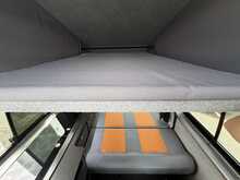 Volkswagen Transporter T6 Campervan - U534
