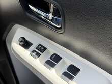 Suzuki Ignis 1.2 Dualjet MHEV SZ5 Hatchback 5dr Petrol Hybrid Manual Euro 6 (s/s) (90 ps) 1.2 5dr Car Manual - U548
