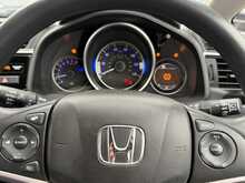 Honda Jazz 1.3 i-VTEC SE Navi Hatchback 5dr Petrol Manual Euro 6 (s/s) (102 ps) 1.3 5dr Car Manual Petrol - U549