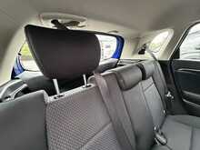 Honda Jazz 1.3 i-VTEC SE Navi Hatchback 5dr Petrol Manual Euro 6 (s/s) (102 ps) 1.3 5dr Car Manual Petrol - U549