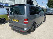 Volkswagen Transporter BiTDI BlueMotion Tech T30 Highline Combi Van 2.0 Automatic Diesel 2.0 4dr Van Automatic Diesel - U554