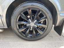 Volkswagen Transporter BiTDI BlueMotion Tech T30 Highline Combi Van 2.0 Automatic Diesel 2.0 4dr Van Automatic Diesel - U554