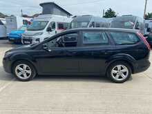 Ford Focus 1.6 Zetec Estate 5dr Petrol Automatic (159 g/km, 99 bhp) 1.6 5dr Car Manual Petrol - U561