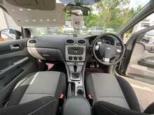 Ford Focus 1.6 Zetec Estate 5dr Petrol Automatic (159 g/km, 99 bhp) 1.6 5dr Car Manual Petrol - U561