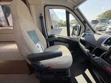 Autotrail Tracker FB  - U567