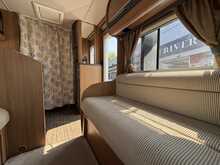 Autotrail Tracker FB  - U567