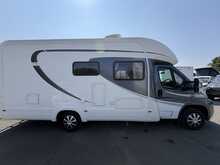 Autotrail Tracker FB  - U567