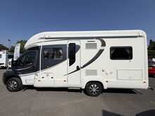 Autotrail Tracker FB  - U567