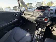 Honda Jazz 1.4 i-VTEC ES Hatchback 5dr Petrol Manual Euro 5 (99 ps) 1.4 5dr Car Manual Petrol - U578
