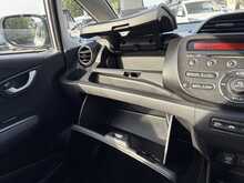 Honda Jazz 1.4 i-VTEC ES Hatchback 5dr Petrol Manual Euro 5 (99 ps) 1.4 5dr Car Manual Petrol - U578