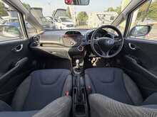 Honda Jazz 1.4 i-VTEC ES Hatchback 5dr Petrol Manual Euro 5 (99 ps) 1.4 5dr Car Manual Petrol - U578