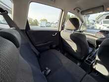 Honda Jazz 1.4 i-VTEC ES Hatchback 5dr Petrol Manual Euro 5 (99 ps) 1.4 5dr Car Manual Petrol - U578