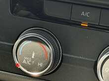 Volkswagen Transporter Autohaus Ashton - U583
