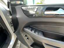 Mercedes-Benz GLS 3.0 GLS350d V6 AMG Line SUV 5dr Diesel G-Tronic 4MATIC Euro 6 (s/s) (258 ps) - U587