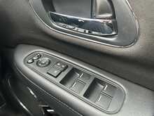 Honda HR-V 1.6 i-DTEC SE SUV 5dr Diesel Manual Euro 6 (s/s) (120 ps) - U621