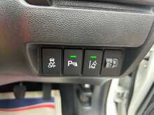 Honda Jazz 1.3 i-VTEC SE Hatchback 5dr Petrol Manual Euro 6 (s/s) (102 ps) - U625