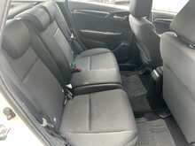 Honda Jazz 1.3 i-VTEC SE Hatchback 5dr Petrol Manual Euro 6 (s/s) (102 ps) - U625