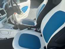 Smart fortwo 0.9T Proxy (Premium) Coupe 2dr Petrol Manual Euro 6 (s/s) (90 ps) - U655