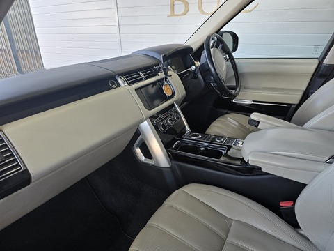 4.4 SD V8 Autobiography SUV 5dr Diesel Auto 4WD Euro 6 (s/s) (339 ps)