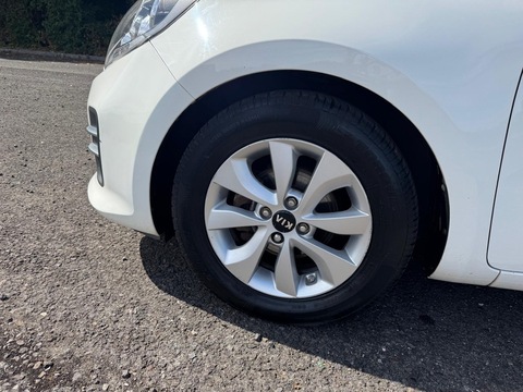 CRDi EcoDynamics SE Hatchback 1.1 Manual Diesel