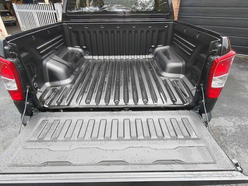 KGM Offer- 7.9% APR Finance 2.2 4dr Pickup Auto Diesel