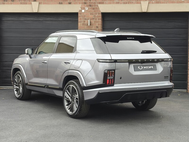 KGM 0% APR Finance* 1.5 5dr SUV Auto Petrol Hybrid