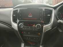 Mitsubishi L200 DI-D Barbarian X Auto