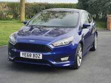 Ford Focus 1.0T ST-Line 5dr Hatch