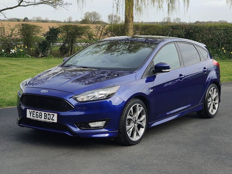 Ford 1.0T EcoBoost ST-Line Hatchback 5dr Petrol Manual Euro 6 (s/s) (125 ps)