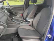 Ford Focus 1.0T ST-Line 5dr Hatch