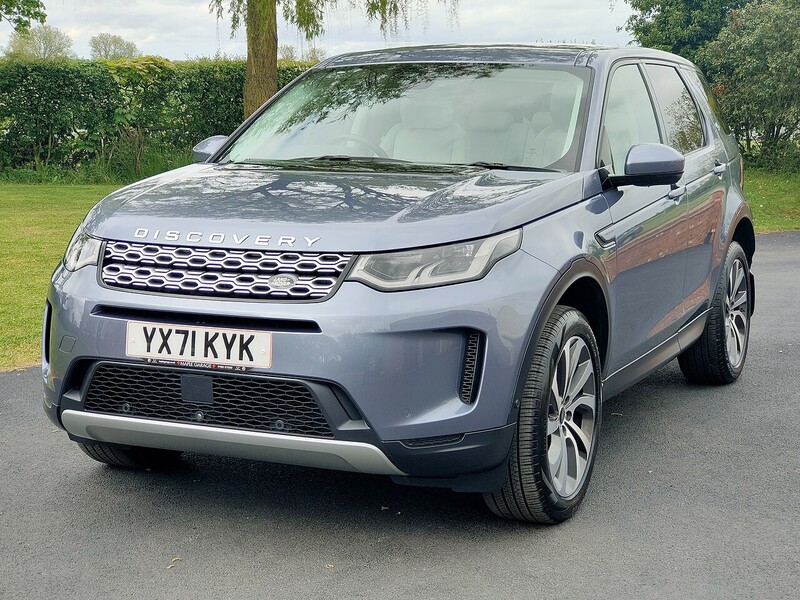 Land Rover 2.0 D200 MHEV SE SUV 5dr Diesel Auto 4WD Euro 6 (s/s) (204 ps)