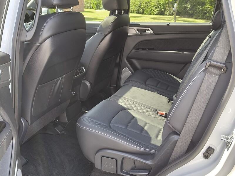 SsangYong Ultimate Plus 2.2 5dr SUV Automatic Diesel