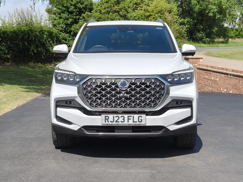 SsangYong Ultimate Plus 2.2 5dr SUV Automatic Diesel