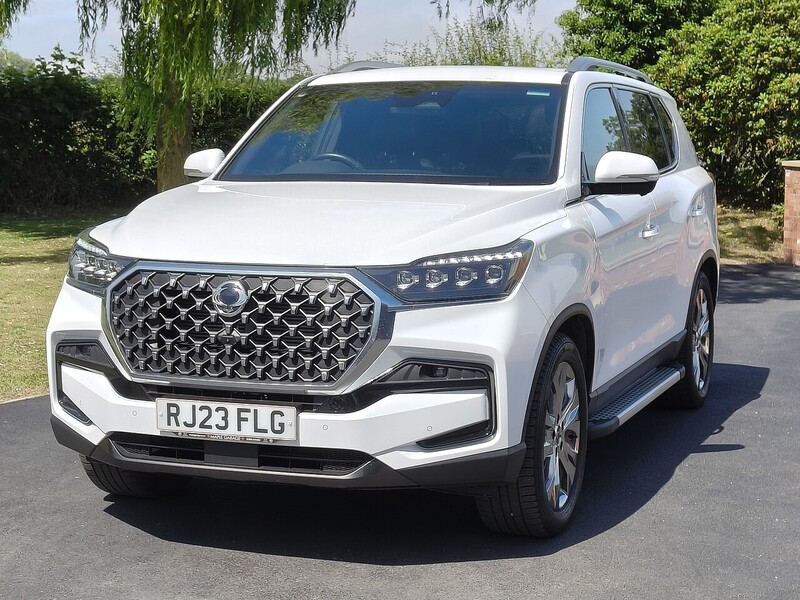 SsangYong Ultimate Plus 2.2 5dr SUV Automatic Diesel