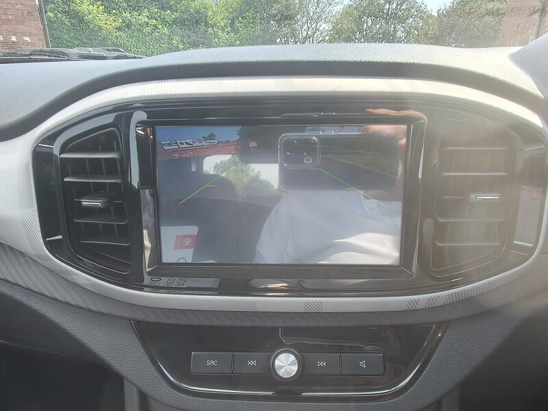MG 1.5 VTi-TECH Exclusive Nav Hatchback 5dr Petrol Manual Euro 6 (s/s) (106 ps)