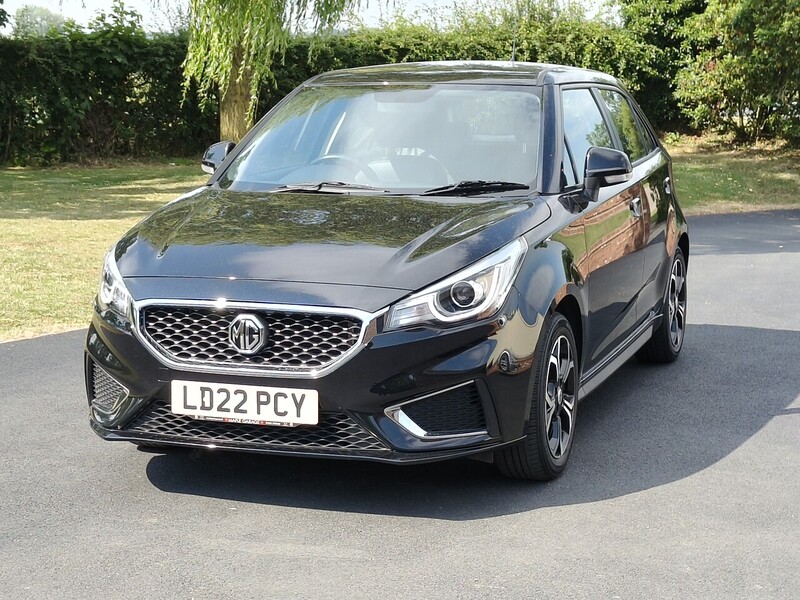MG 1.5 VTi-TECH Exclusive Nav Hatchback 5dr Petrol Manual Euro 6 (s/s) (106 ps)